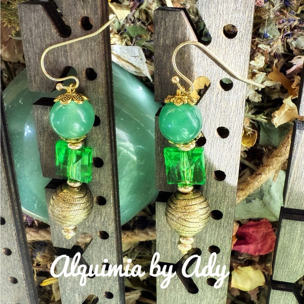 AVENTURINE STATEMENT EARRINGS